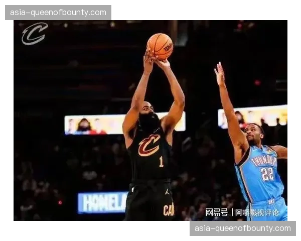 骑士主帅阿特金森称期待向哈登学习，赞其篮球智商成战术体系隐形引擎