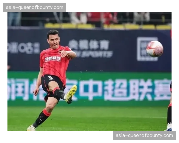 中超球员跑动距离排行榜：哪些本土中场成为“跑不死”？