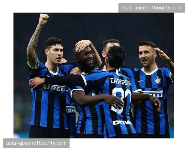 国际米兰客战那不勒斯前瞻：因扎吉会延续三后卫还是尝试新阵？